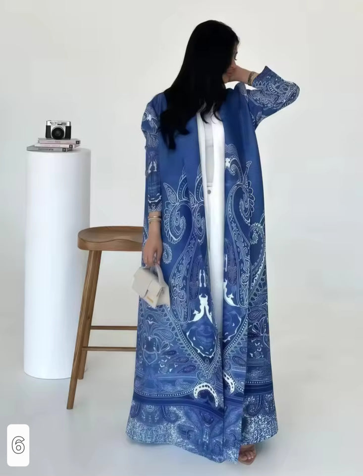 Pleated, long sleeve abaya