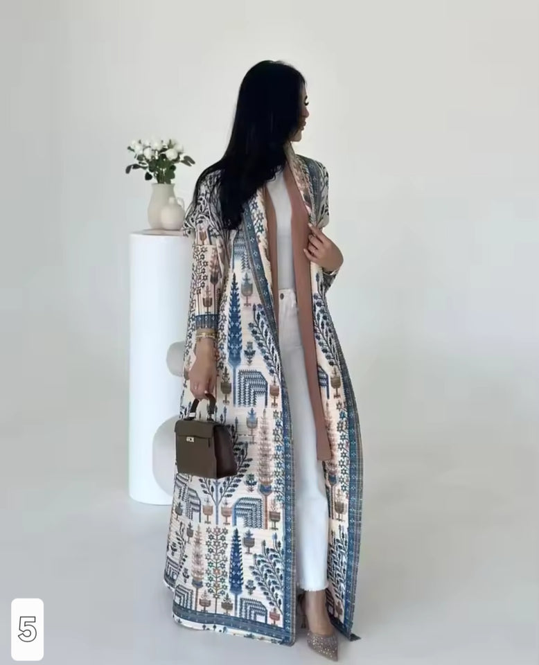 Pleated, long sleeve abaya