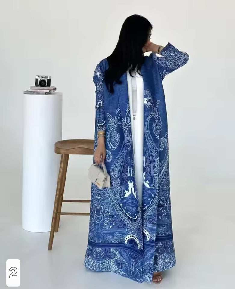 Pleated, long sleeve abaya