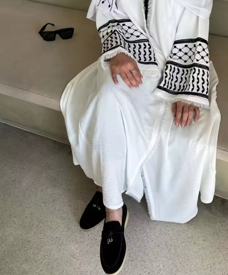 Keffiyeh style abayah robe flared sleeves