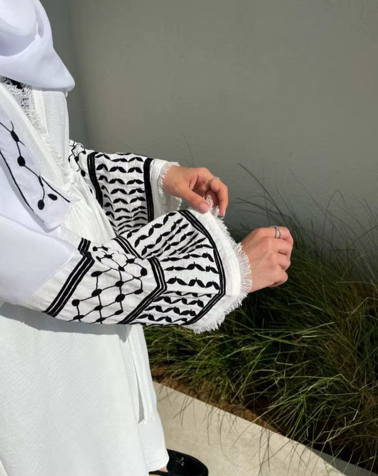Keffiyeh style abayah robe flared sleeves